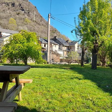 Apartamento T3 Neuf 65M2 5 Personnes Avec Jardin Au Calme, Menage Inclus, Local Velo Bagnères-de-Luchon Exterior foto